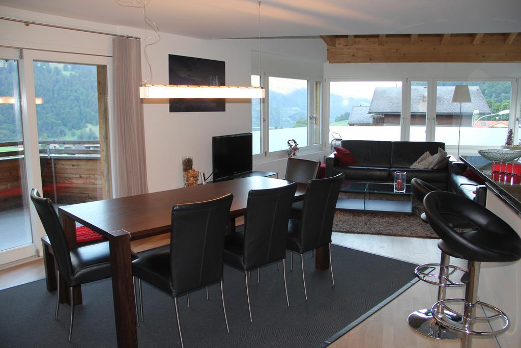 Ferienwohnung Haus Rufinis Klosters-Serneus Exterior foto