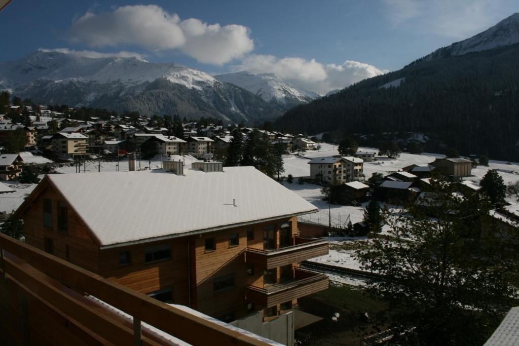 Ferienwohnung Haus Rufinis Klosters-Serneus Exterior foto